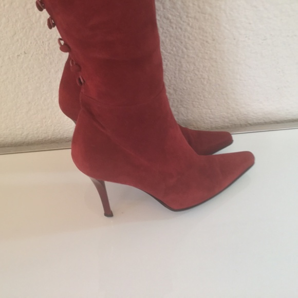 Via Spiga tall red suede.boots with sexy back button detailπ - Picture 7 of 16